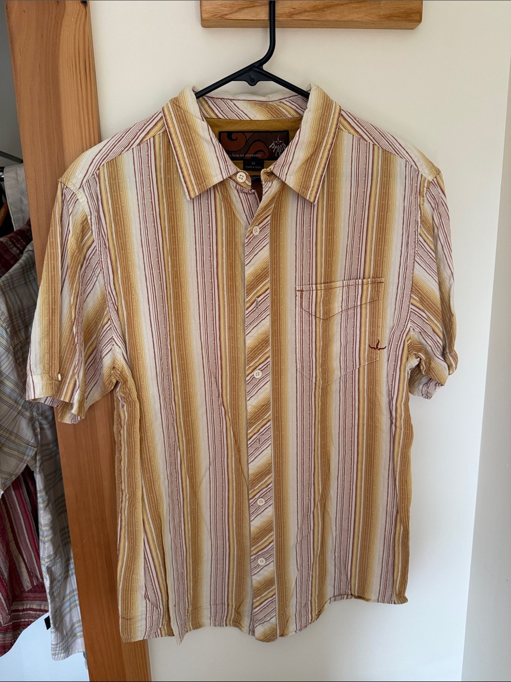 Men’s prana button down M